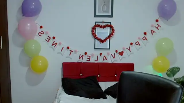 NatalyEscobar lx online show from September 9, 1:33 pm