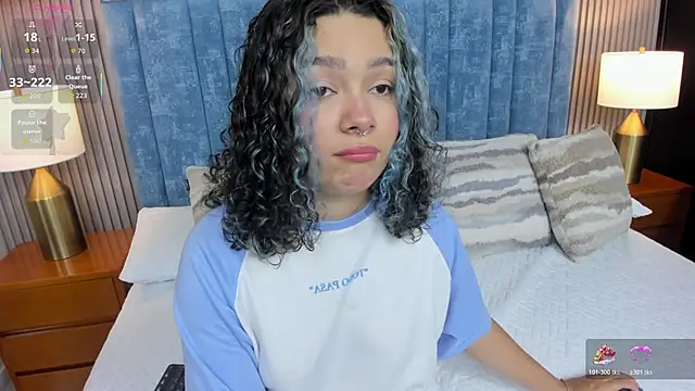 pretty sunlight  online show from April 7, 1:51 am