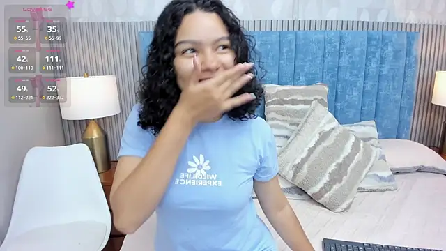 pretty sunlight  online show from October 12, 1:52 am