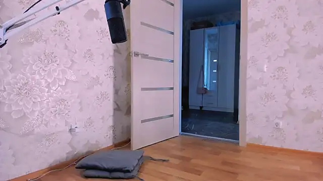  AsyaSweet online show from April 18, 6:38 am