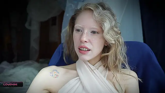  Phantom thread  online show from October 13, 10:07 am