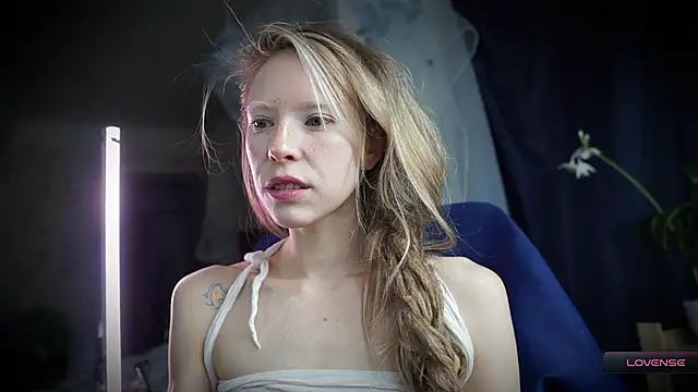  Phantom thread  online show from October 31, 11:03 am