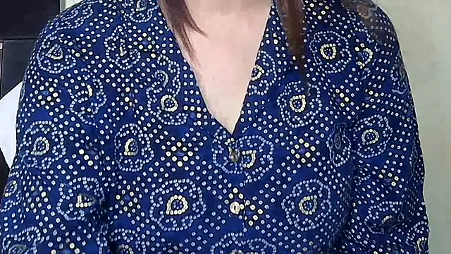 MIss-Naina online show from October 3, 8:41 am