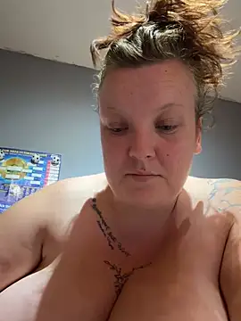 busty-bella1 online show from July 22, 9:49 pm