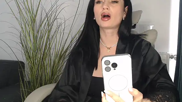 ElizabethAC online show from March 17, 9:24 am