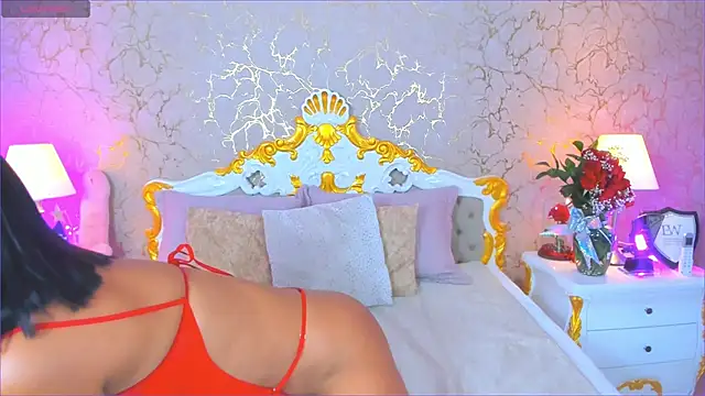 EmilyCurtiis online show from January 13, 1:59 pm