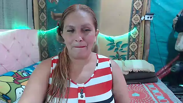 mom son dirty online show from December 17, 3:05 pm