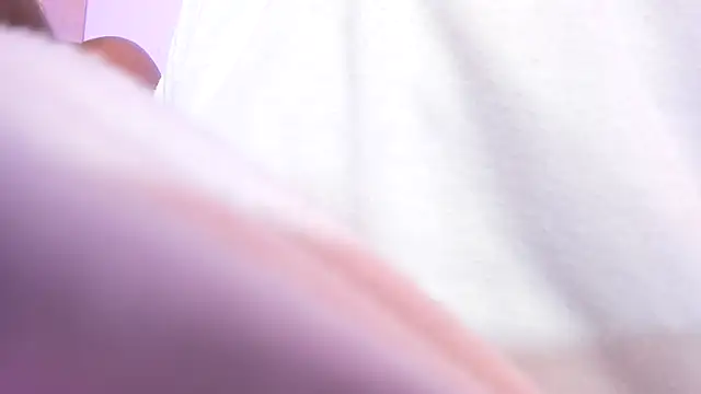 LoveBirds  1 online show from September 22, 8:51 pm