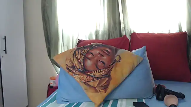 Foxybrownxx1 online show from March 18, 7:13 am