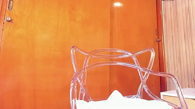 AshleyBelth  online show from April 8, 10:45 pm