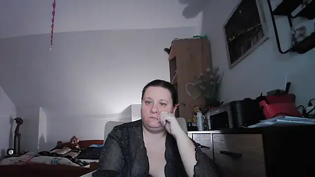 ReifeVenna online show from February 24, 5:44 pm