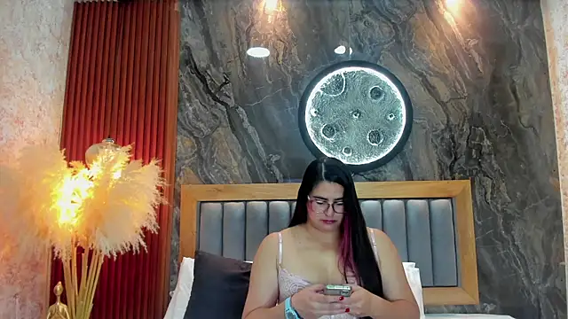 BellaPeers  online show from November 11, 12:02 pm