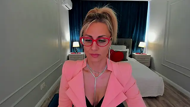 MuseOfStage online show from January 16, 11:50 am