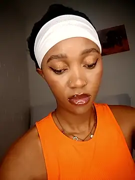 Shria107 online show from January 10, 11:37 am