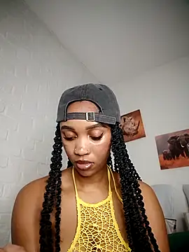 Shria107 online show from February 21, 7:03 pm