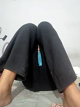 Aimeesha online show from September 19, 7:02 pm