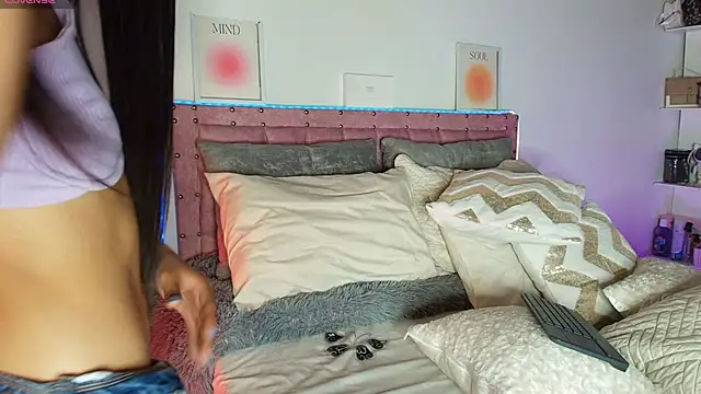 April Scarlett online show from September 13, 11:57 pm