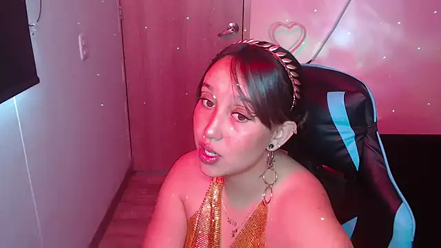 Skarlet Adams28 online show from February 23, 6:07 pm