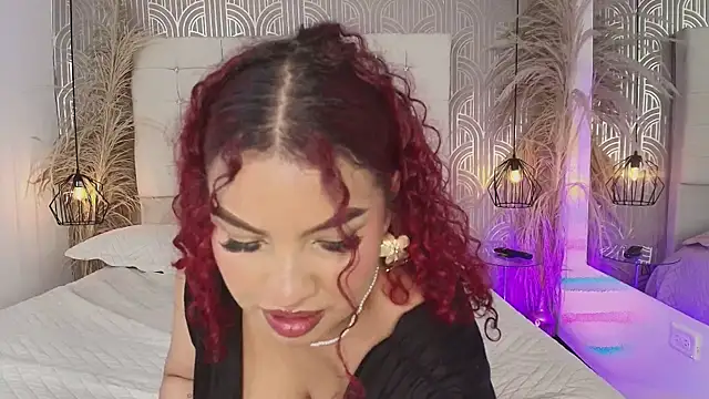 LeylaRangel online show from October 19, 4:03 am