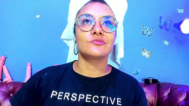 Kaira mosse online show from May 28, 11:52 am