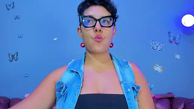 Kaira mosse online show from January 16, 12:01 pm