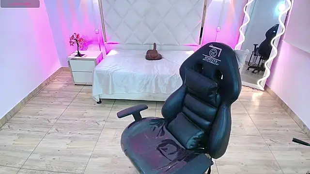 Brendda tay online show from January 14, 3:11 am