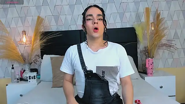 JustinePerry online show from February 20, 4:22 am