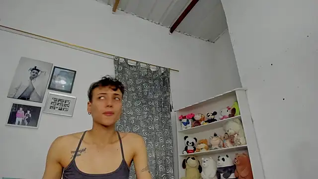 megan 100 online show from February 26, 5:45 pm