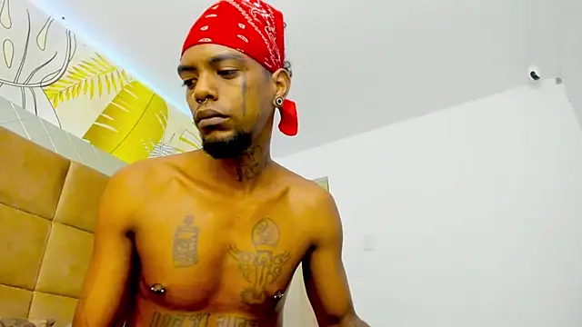 bigblackhotx1 online show from September 17, 10:13 am