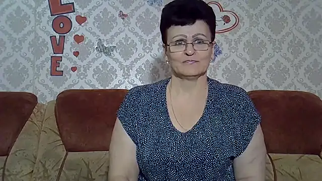 PaulaGolden online show from October 10, 11:04 am