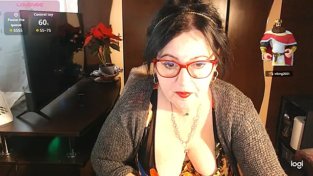 exymilf  online show from December 17, 1:04 pm