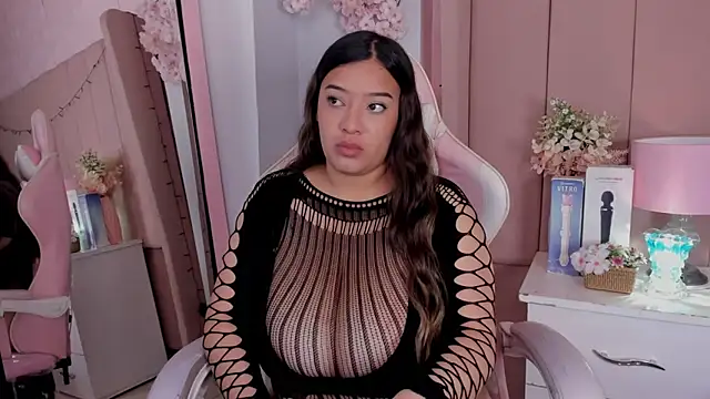 MollyBigBoobs12 online show from October 6, 9:19 pm