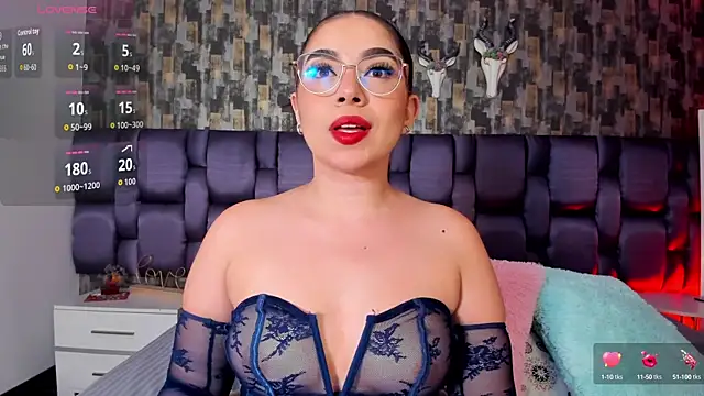 IsabellaAnngel online show from October 3, 4:50 am