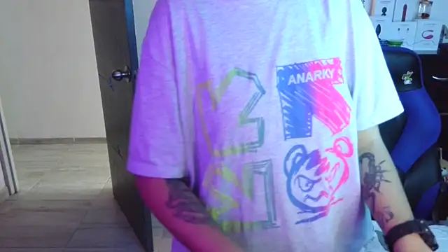 thomascooper7 online show from October 10, 8:25 pm