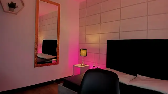 Christine Laam online show from February 11, 12:28 pm