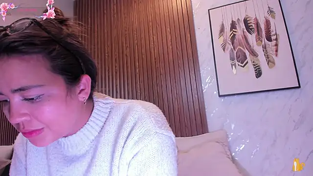 KimDevinne online show from March 27, 2:35 am