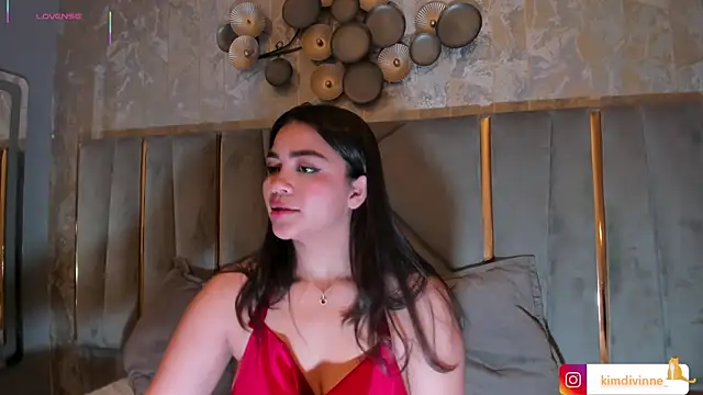 KimDevinne online show from September 14, 3:15 am