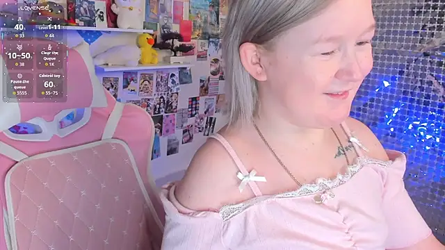 Sara Robinson online show from March 29, 8:46 am