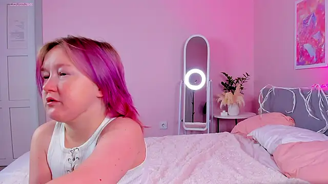 Sara Robinson online show from September 21, 2:21 am