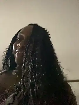 EscorpiLeoncita online show from April 17, 5:09 am