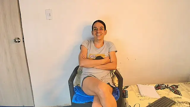 Oh Tique online show from November 27, 3:26 pm