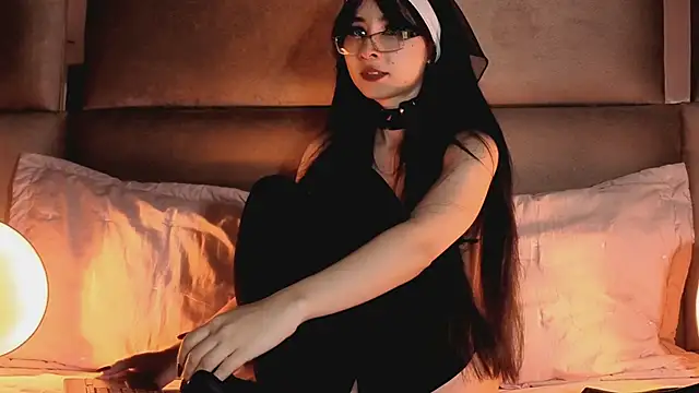 angelinepossy online show from November 2, 10:13 pm