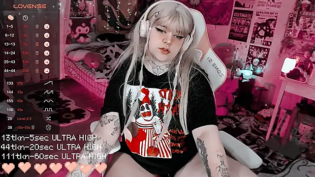 noori  hope online show from December 13, 9:32 pm