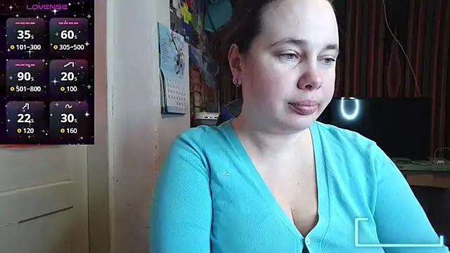 Cora Maro online show from April 12, 11:39 pm