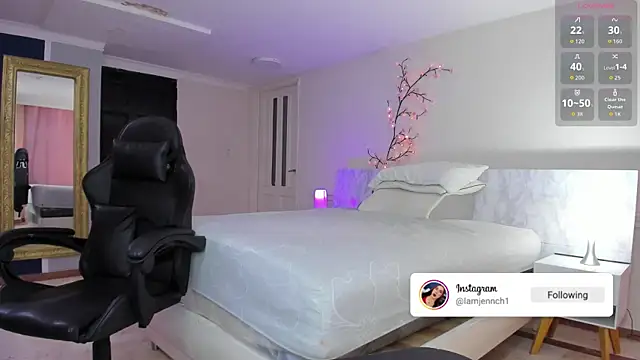 charolbruce 1 online show from January 10, 1:27 pm