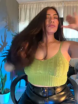 emmily d online show from November 29, 10:14 pm