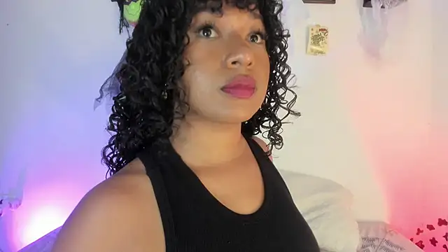 sara sophieee online show from October 20, 10:13 pm