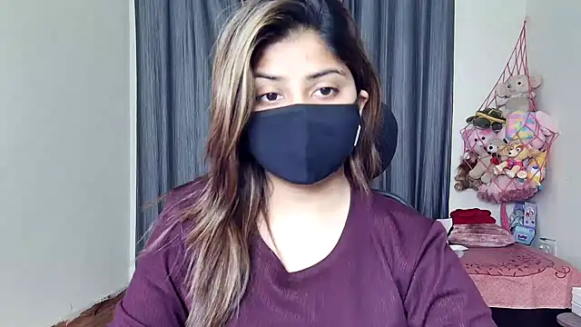 Hoty-Shivangi online show from February 9, 5:26 pm