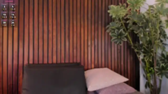 Jennmiiller  online show from October 9, 12:31 pm