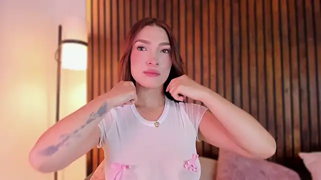 Jennmiiller  online show from February 3, 12:21 pm